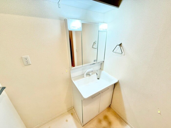 リヴェール久津川の物件内観写真