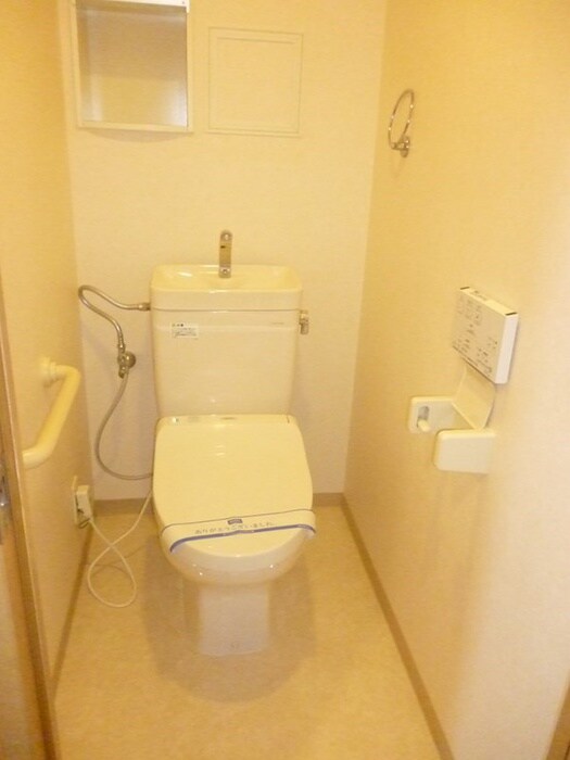 ヴェルテ忍ヶ丘Ⅱ番館の物件内観写真