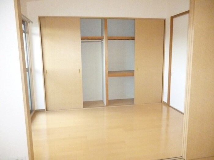 ヴェルテ忍ヶ丘Ⅱ番館の物件内観写真