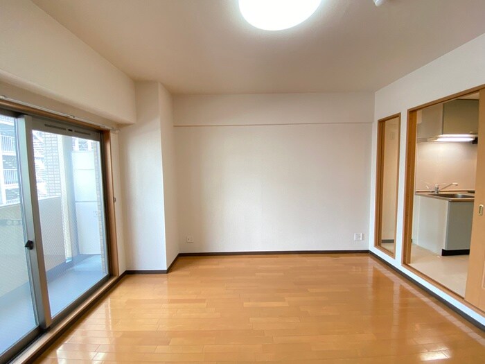 ﾏｰﾌﾞﾙｺｰﾄ枚方の物件内観写真