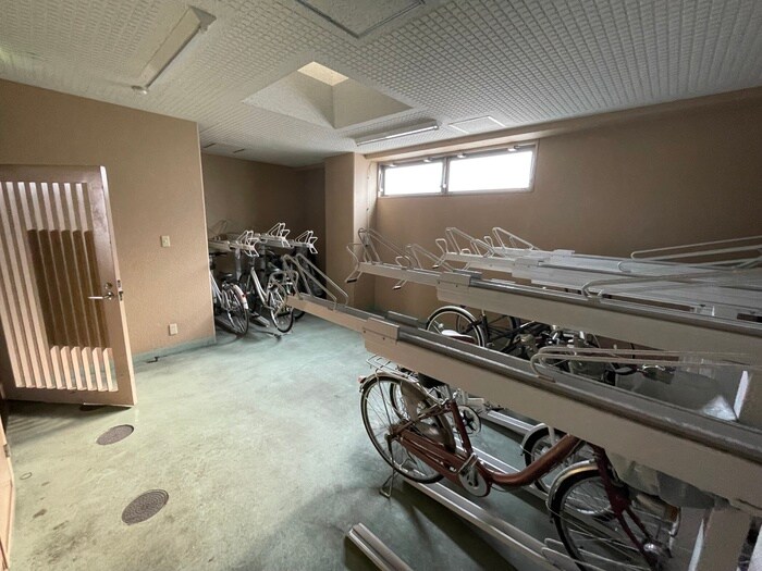 ﾏｰﾌﾞﾙｺｰﾄ枚方の物件外観写真