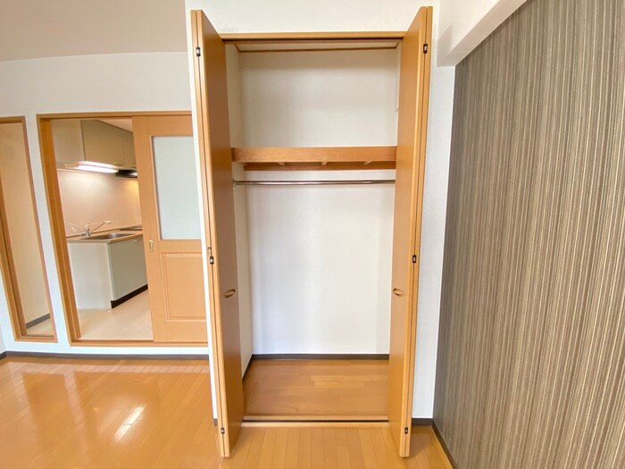 ﾏｰﾌﾞﾙｺｰﾄ枚方の物件内観写真