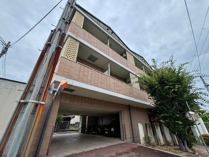 ラッフィナート有瀬の物件外観写真