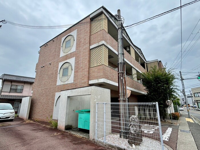 ラッフィナート有瀬の物件外観写真