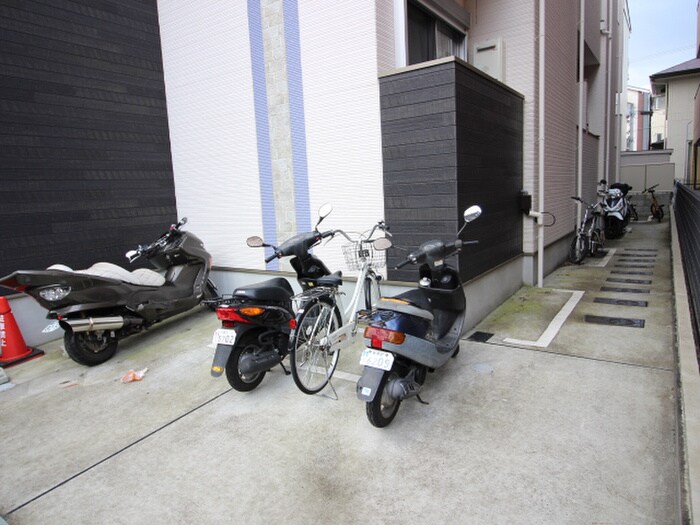 CastelEast L`sの物件外観写真