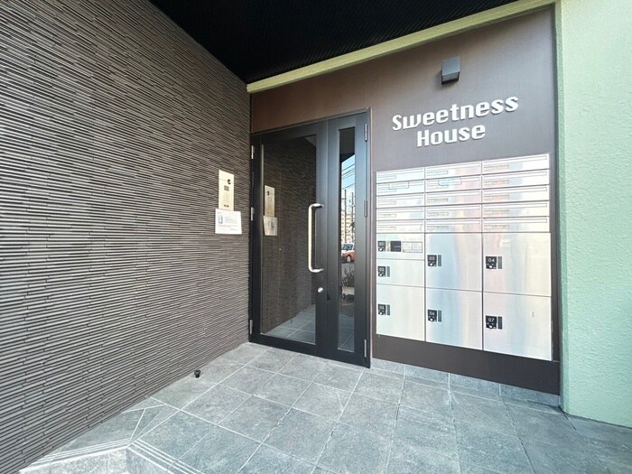 SWEETNESS HOUSE（ｽｳｨｰﾄﾈｽﾊｳｽ）の物件外観写真