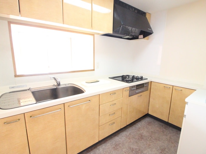 パークシティ泉ヶ丘(302)の物件内観写真