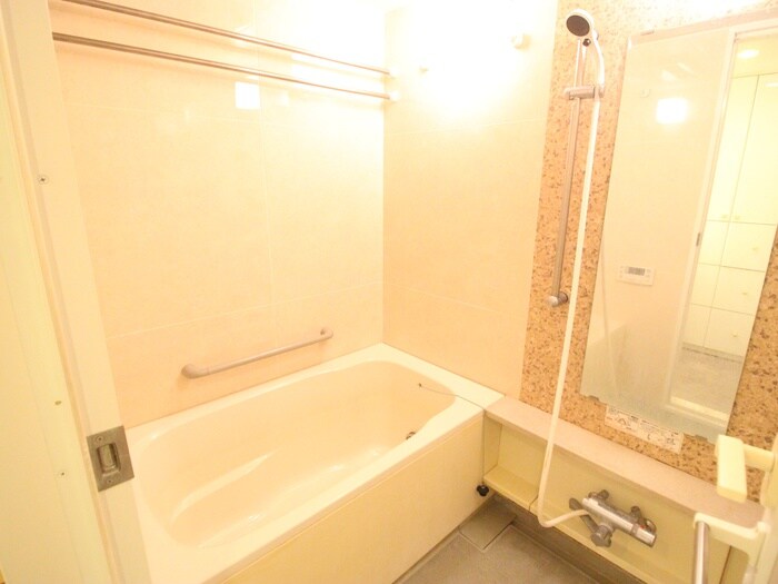 パークシティ泉ヶ丘(302)の物件内観写真