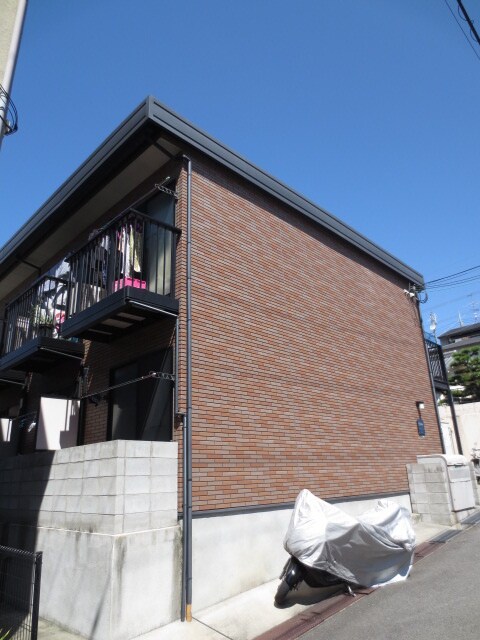 プレジ－ルエスパ－スの物件外観写真