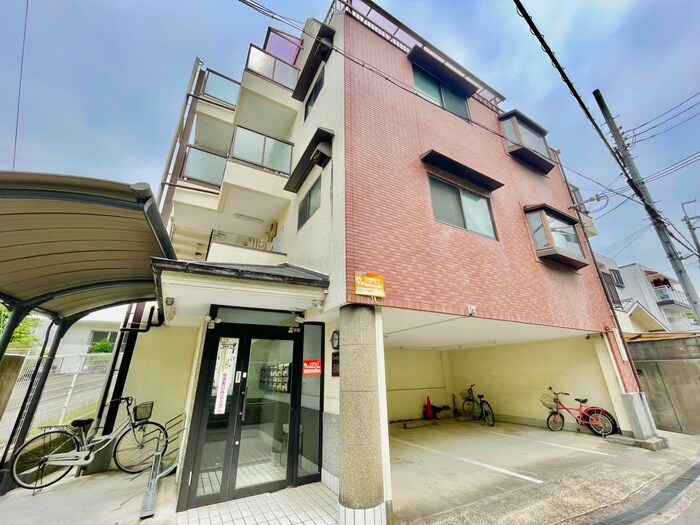 ドｩエルリングハウス刀根山の物件外観写真