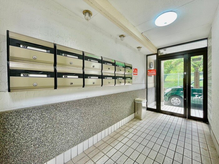 ドｩエルリングハウス刀根山の物件外観写真