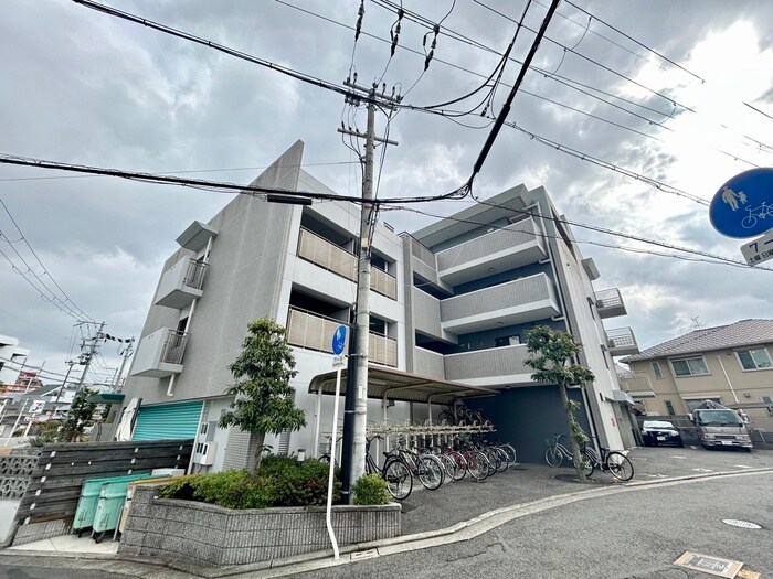 リヴｪ－ル・エストの物件外観写真