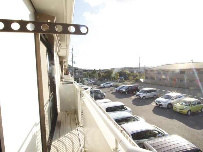 ヴィラフルール西棟の物件内観写真