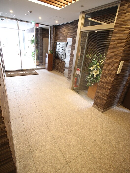 ラヴィベール上町台の物件外観写真