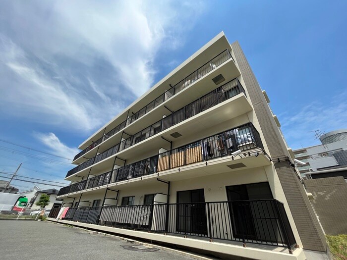 ライフ１８の物件外観写真