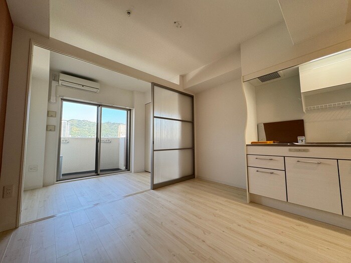 セレニテ神戸元町の物件内観写真