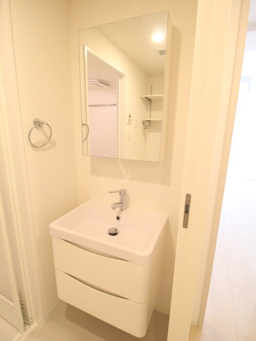 セレニテ神戸元町の物件内観写真