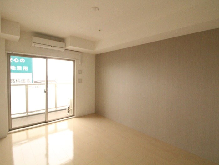 セレニテ神戸元町の物件内観写真