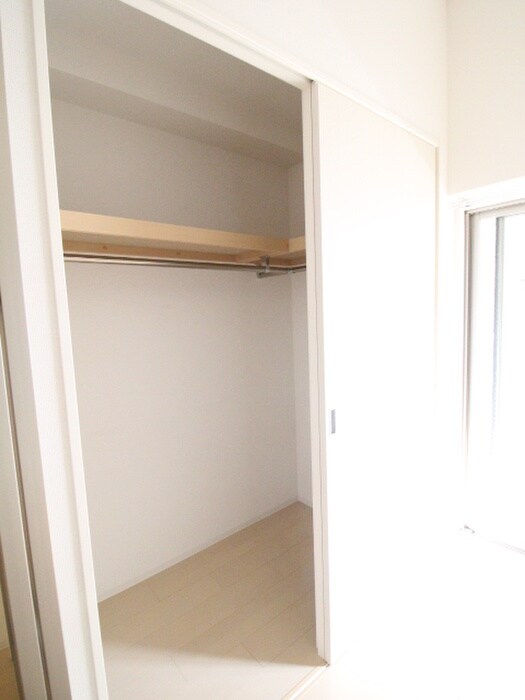 セレニテ神戸元町の物件内観写真