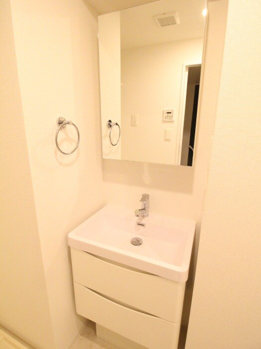 セレニテ神戸元町の物件内観写真