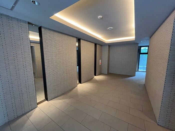 ロイジェント玉川の物件外観写真