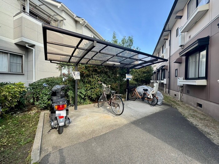 ヴィラージュ北野田Ａの物件外観写真