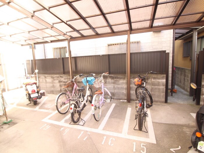 メゾン野添の物件外観写真