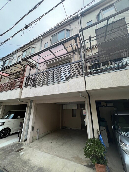 福岡邸の物件外観写真