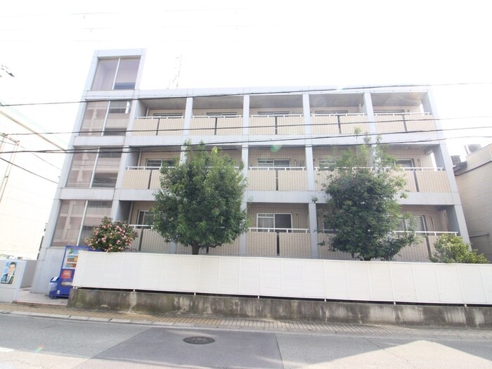 ラ・メール南塚口の物件外観写真