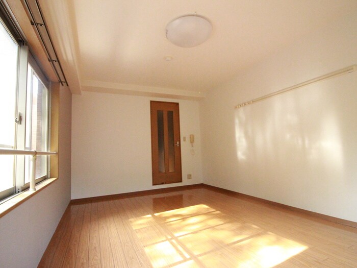 シャルレ桂坂の物件内観写真