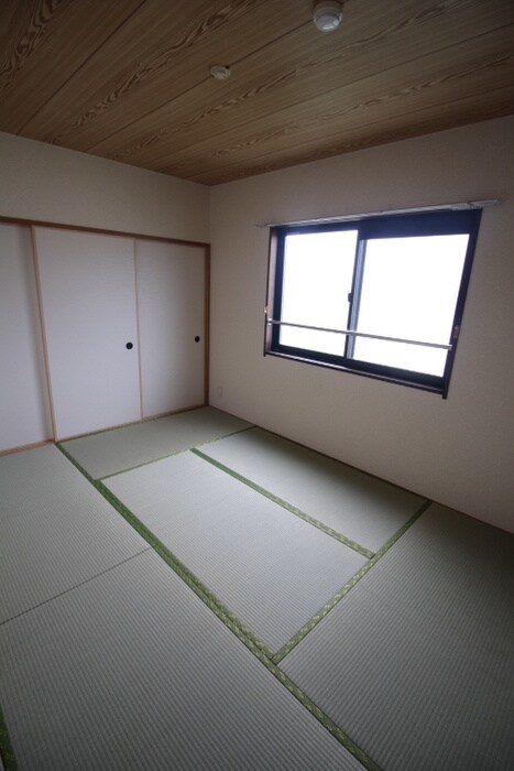 メゾン・リヴィエ－ルⅡの物件内観写真