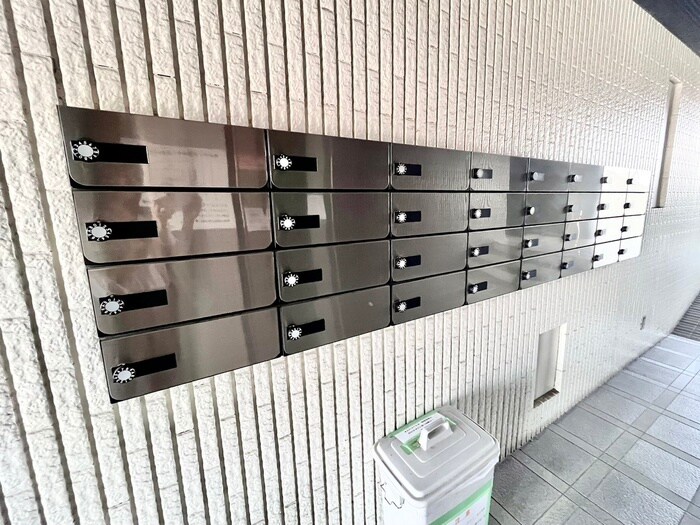 ライゼックス伸和の物件外観写真