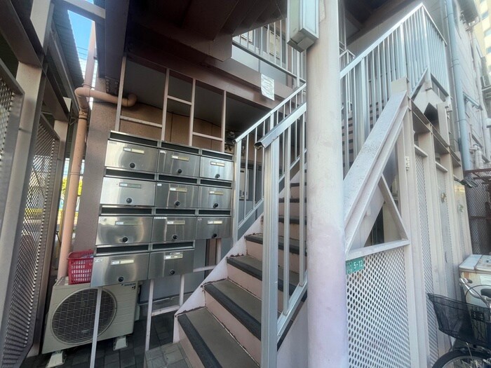 ミツワ小戸ビルの物件外観写真