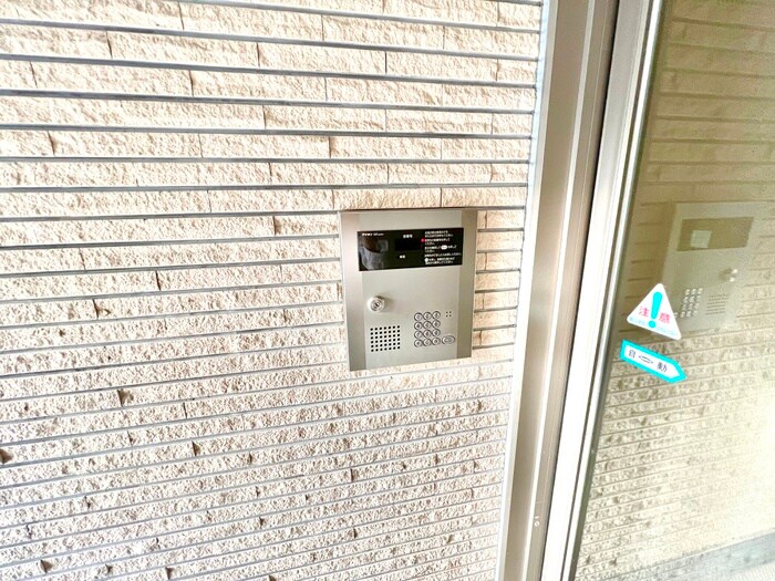 アグレアブルの物件外観写真