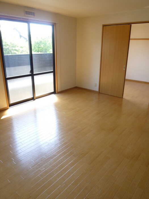 フォレストフィールドの物件内観写真