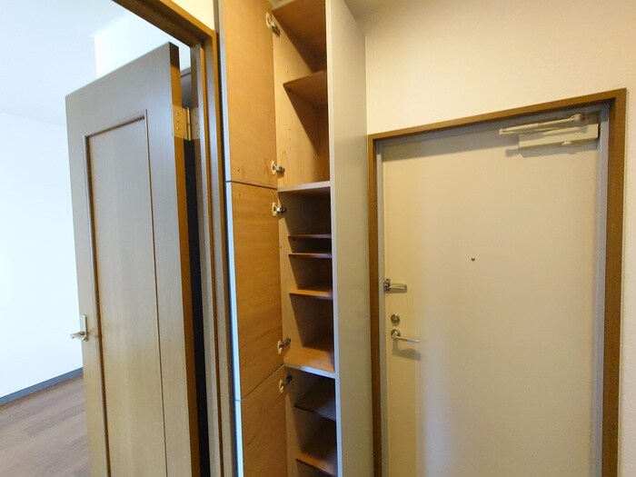 ラトゥ－ル牧眞Ⅰの物件内観写真