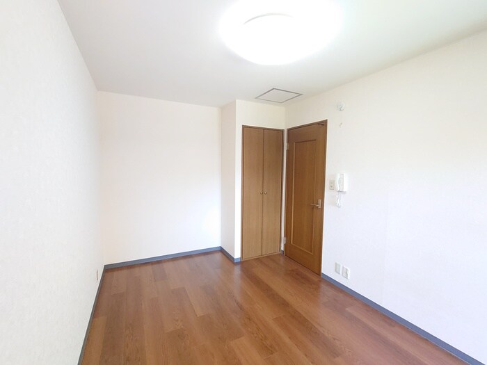 ラトゥ－ル牧眞Ⅰの物件内観写真