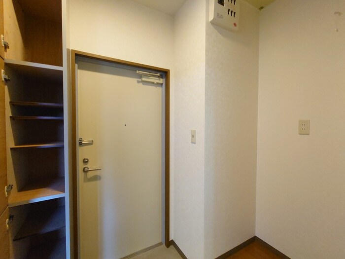 ラトゥ－ル牧眞Ⅰの物件内観写真