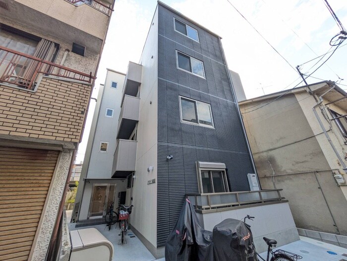 アリビラ鶴橋の物件外観写真