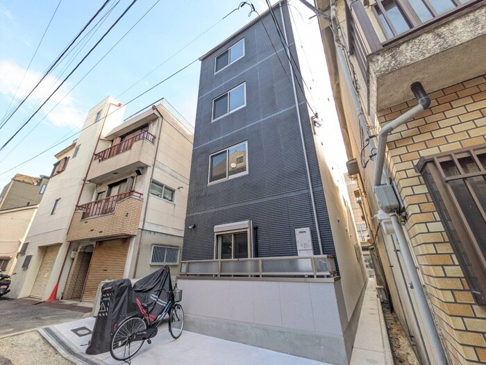 アリビラ鶴橋の物件外観写真