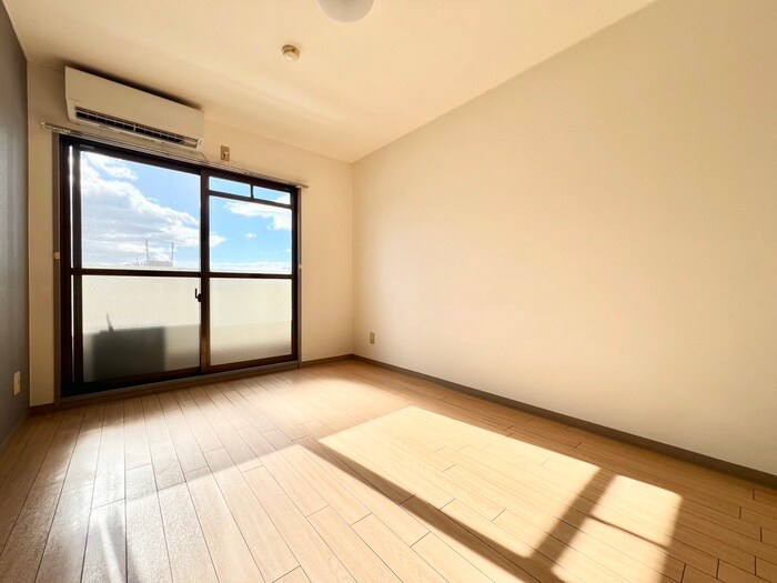 さわらびマンションの物件内観写真