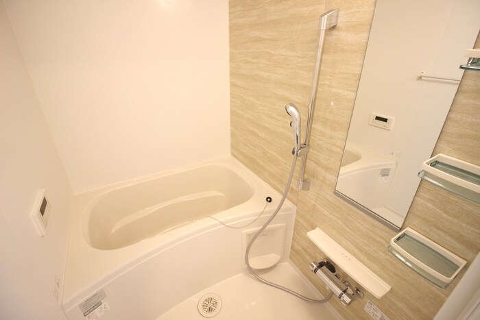 サニーレジデンス西三国Kの物件内観写真