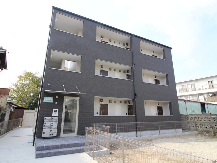 ポルトボヌールの物件外観写真