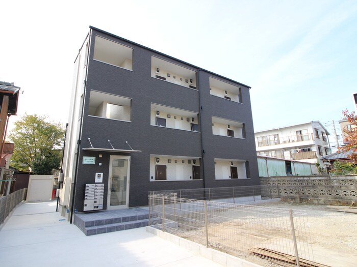 ポルトボヌールの物件外観写真