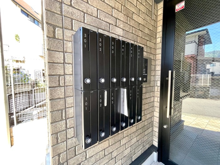 フローレンス甲南町の物件外観写真