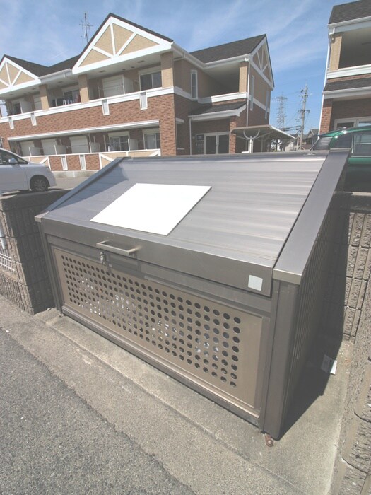 リフレ東百舌鳥Ａ棟の物件外観写真