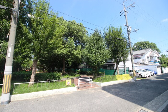 アルカディア江坂の物件外観写真