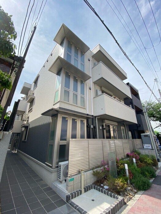 クラシスト東中本の物件外観写真