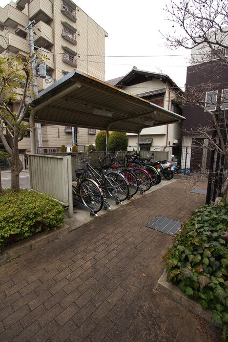 グランディ－ルの物件外観写真