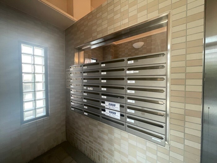 コンセ－ル中道の物件外観写真